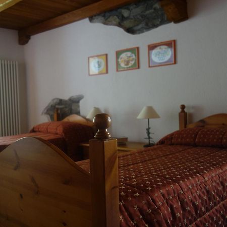Ostello Lou Créton di Lui Ostello Pontboset Esterno foto