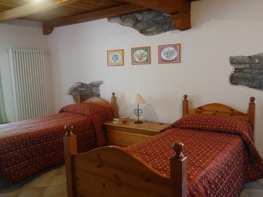 Ostello Lou Créton di Lui Ostello Pontboset Esterno foto